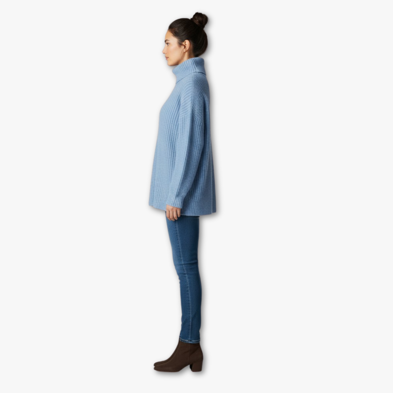 Women’s Oversized Turtleneck Sweater with Ribbed Knit Design